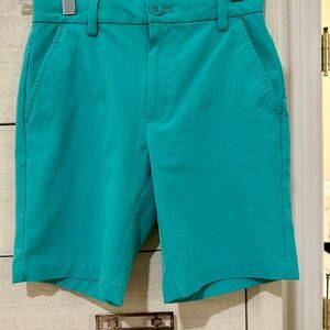 Vineyard Vines Boys’ green performance shorts